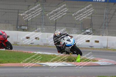 media/Oct-15-2022-Fastrack Riders (Sat) [[9a18b22502]]/Level2/Turn 9 1130am/